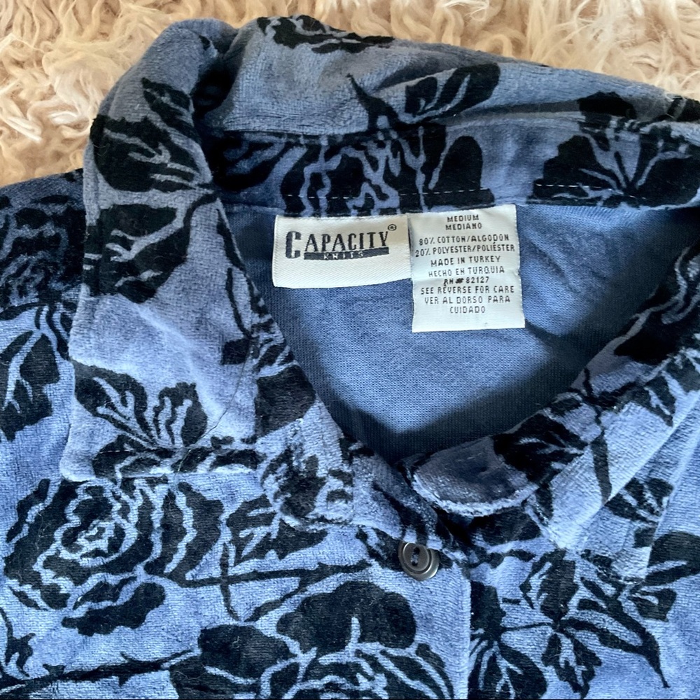 Button Up Top - Picture 3 of 3